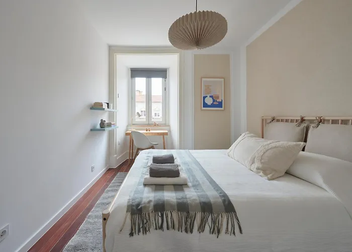 Séjour chez l'habitant Bright Double In A Coliving Lisboa
